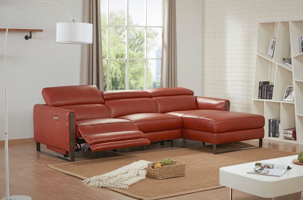 Nina Premium Motion Sectional by J&M